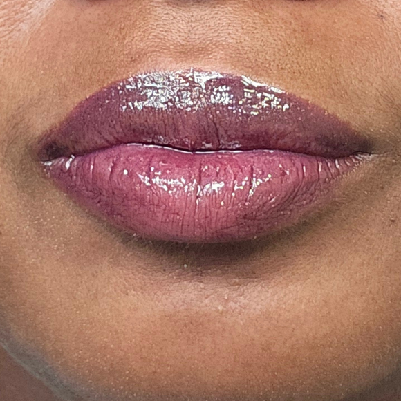 Bewitched Brilliance Glittering Gloss - Dark Mauve