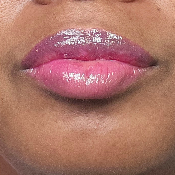 Bewitched Brilliance Glittering Gloss - Perfectly Pink